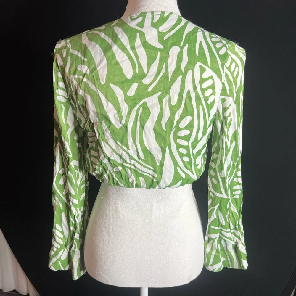 House of Harlow 1960 Green and White Zebra Print Set - Picture 5 of 9